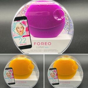 FOREO LUNA fofo Facial Cleansing Brush - Pink and Orange